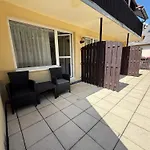 4 Pory Roku Alojamento de Acomodação e Pequeno-almoço 3*