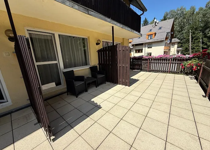 4 Pory Roku 3* カルパッチ