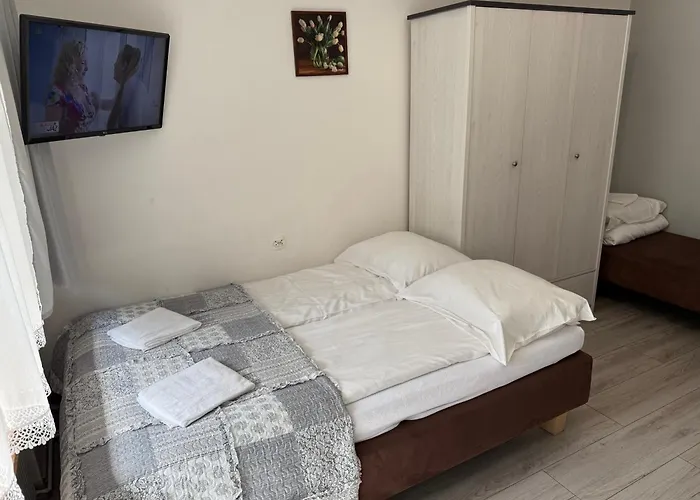 4 Pory Roku Panzió 3*